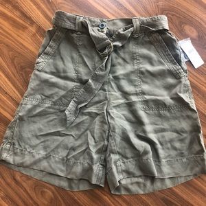 Anthropologie belted shorts NWT size xxs